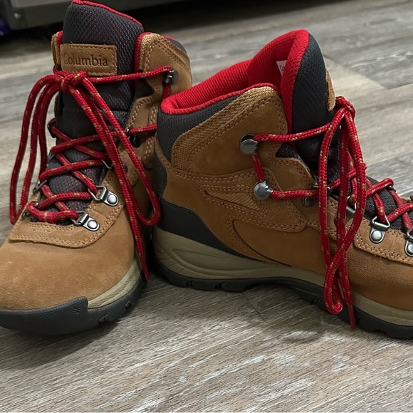 -SOLD-Columbia Newton Ridge Plus Waterproof Amped Hiking Boot Size 7.5 - Picture 3 of 15